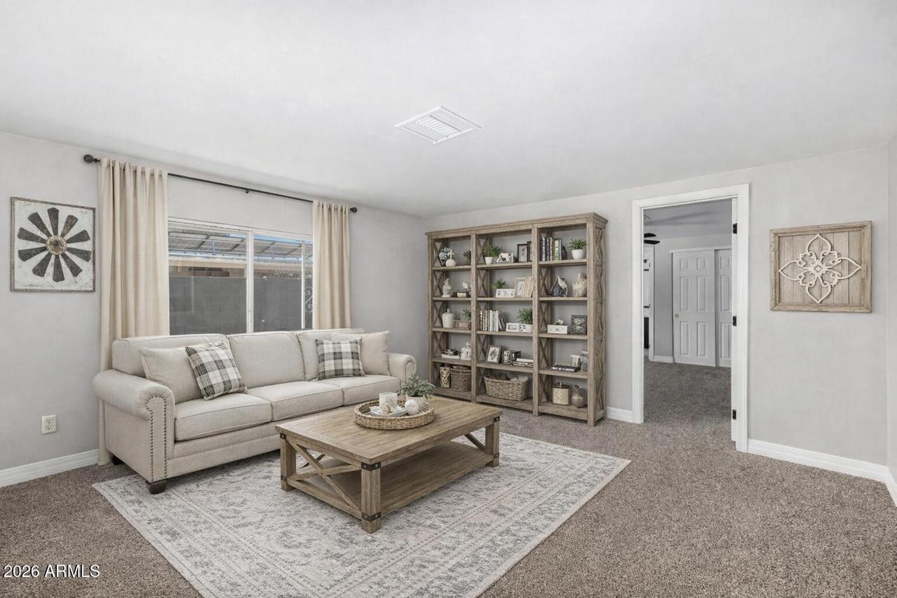 1518 W Beck Ln., Phoenix, AZ 85023