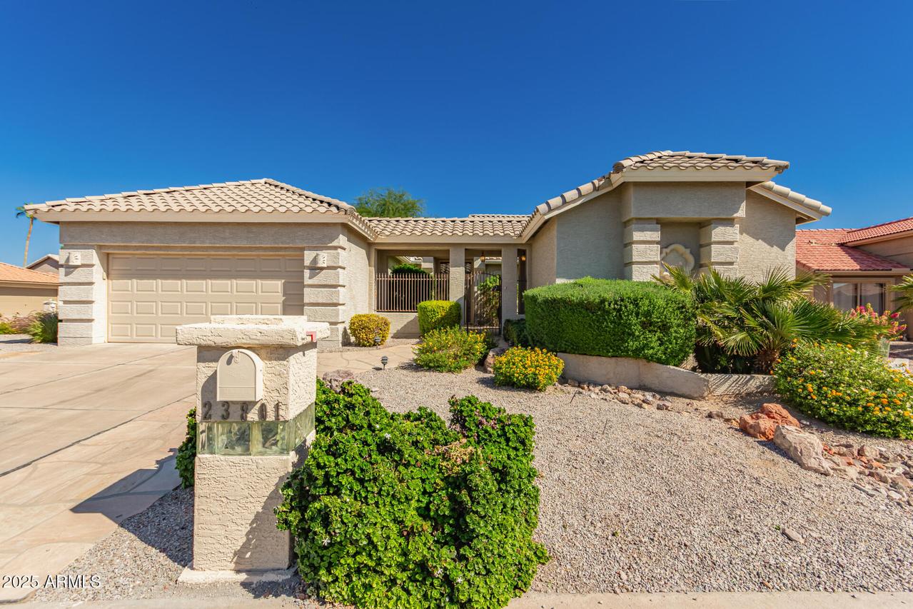 23801 S Dobson Dr., Sun Lakes, AZ 85248