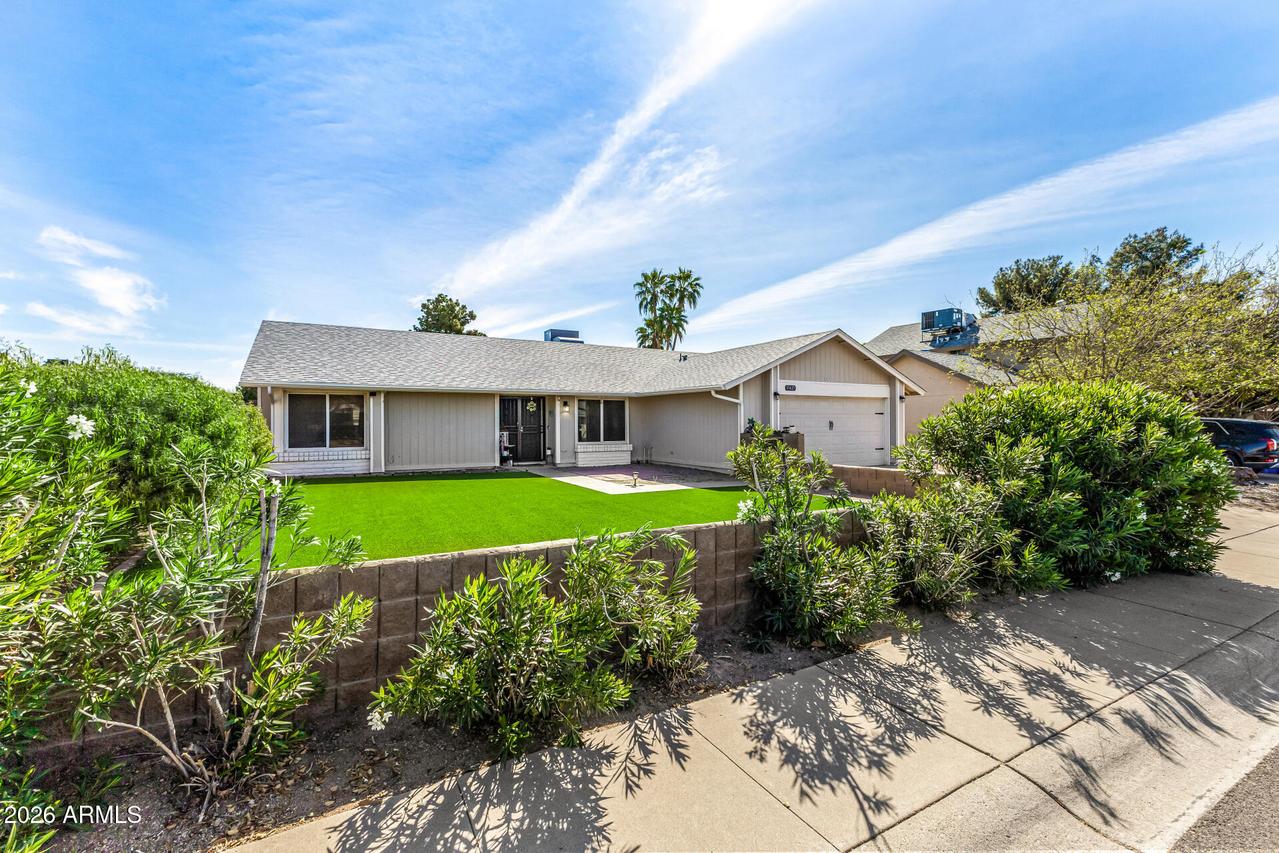 15425 N 23rd Dr., Phoenix, AZ 85023