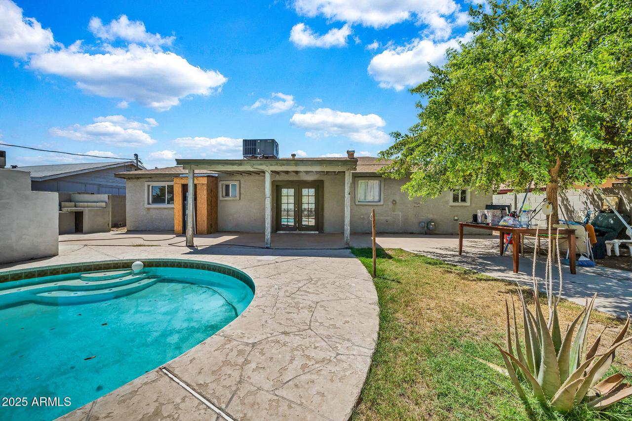 6101 N 31st Dr., Phoenix, AZ 85017