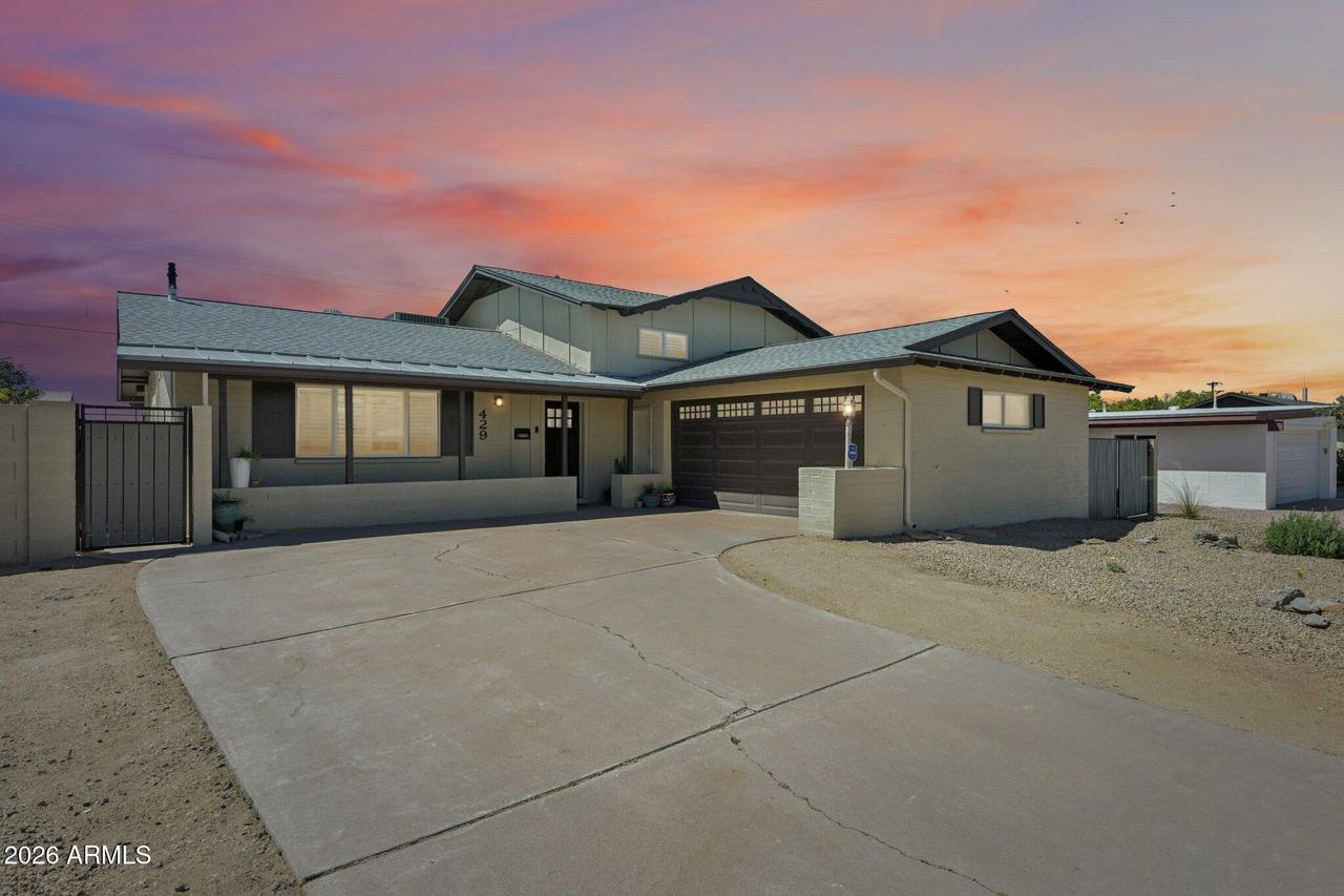 429 E Loyola Dr., Tempe, AZ 85282