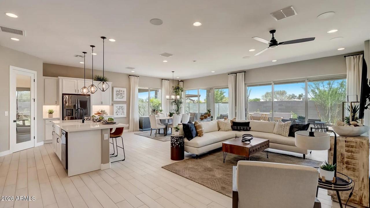 10921 N 163rd Dr., Surprise, AZ 85388