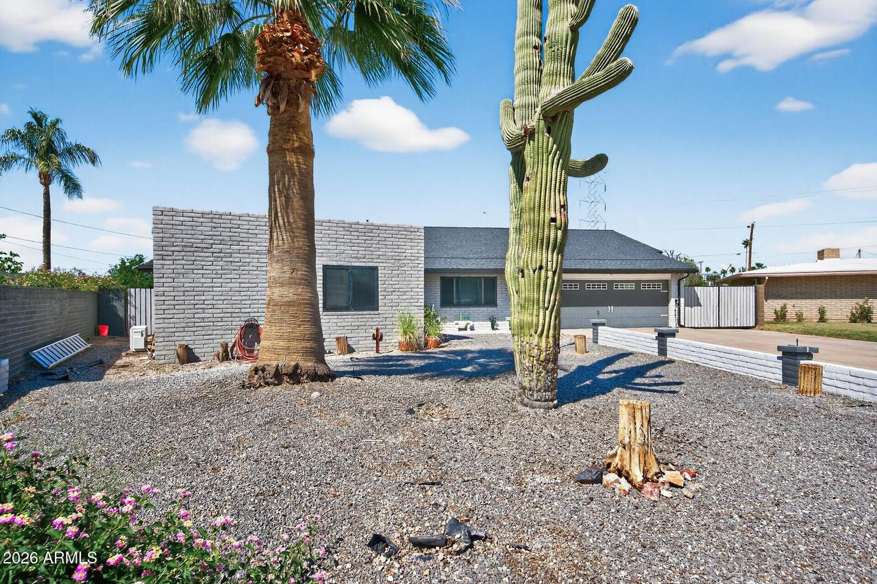 3710 E Arbor Cir., Mesa, AZ 85206