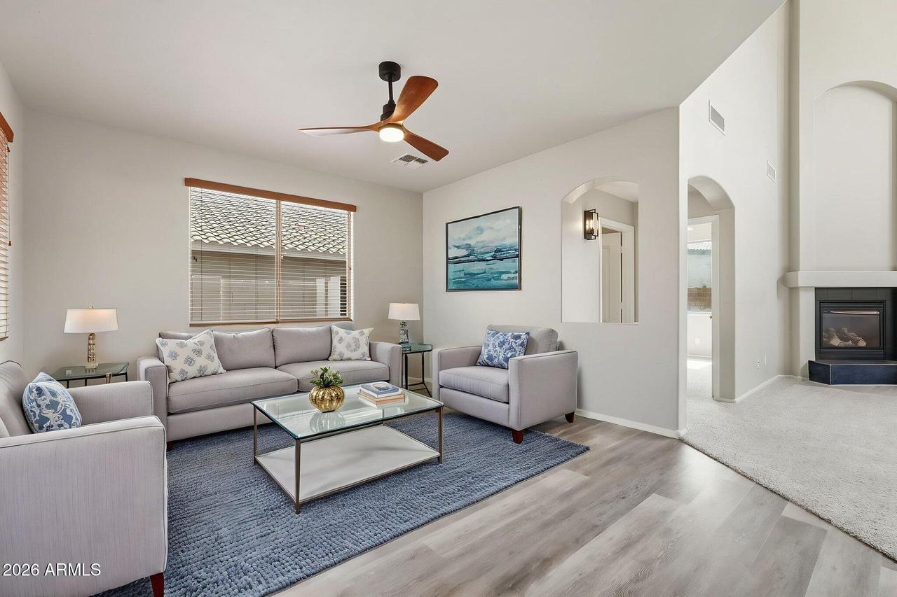 1635 E Debbie Dr., San Tan Valley, AZ 85140