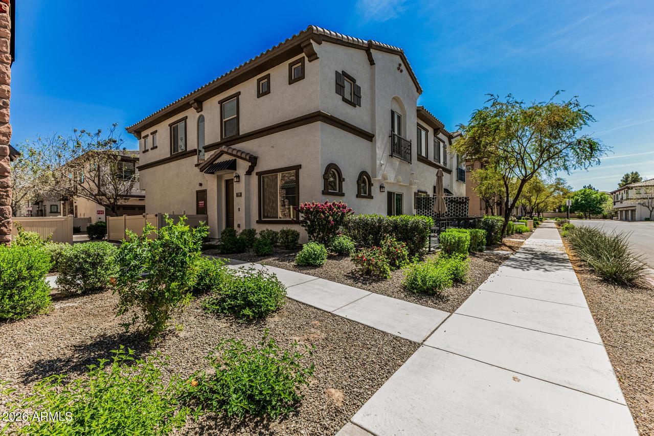 2736 S Cavalier Dr. #101, Gilbert, AZ 85295