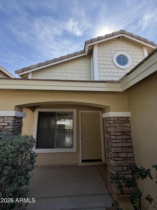 1719 W Appaloosa Way, San Tan Valley, AZ 85144