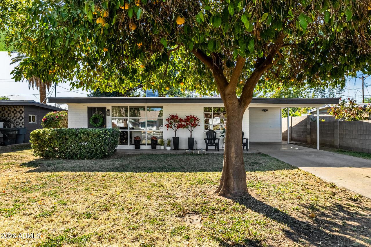 2822 N 34th St., Phoenix, AZ 85008