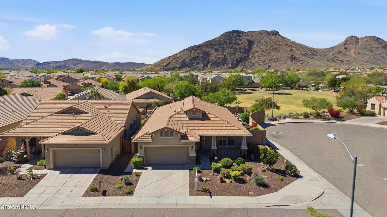 5253 W Maya Way, Phoenix, AZ 85083