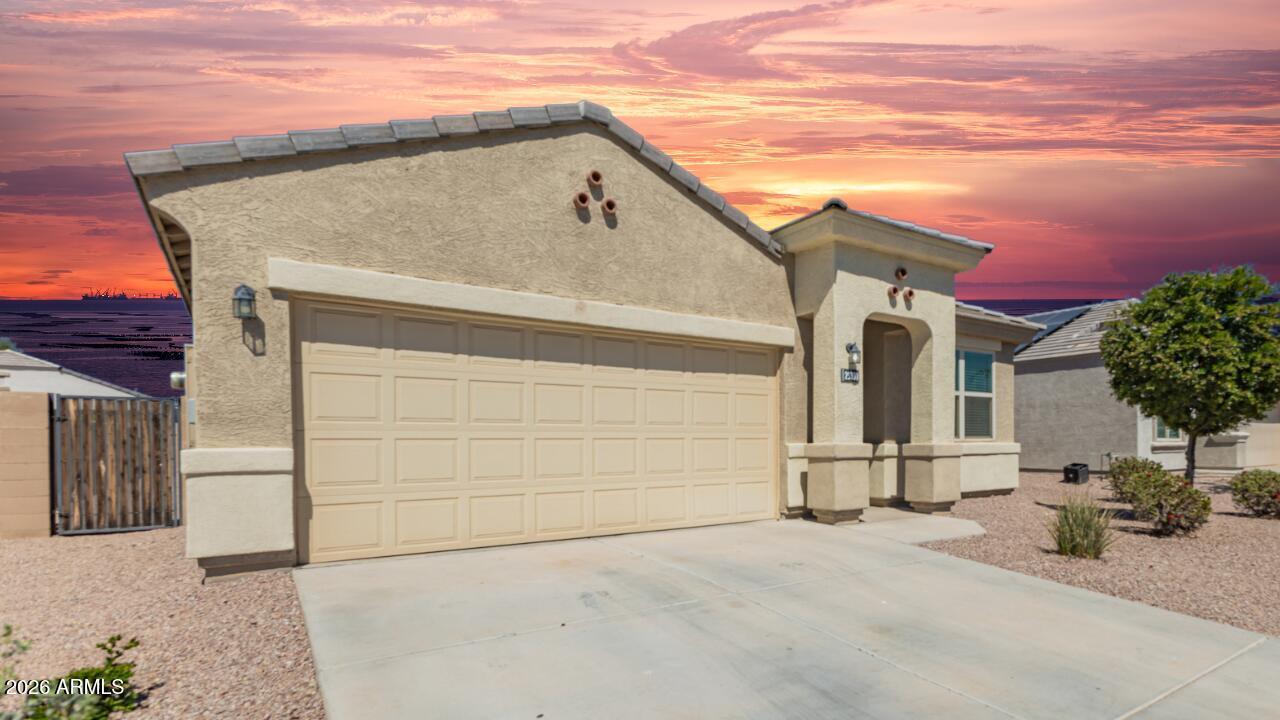 25330 W Carson Dr., Buckeye, AZ 85326