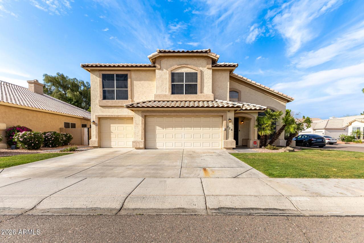 724 W Sandra Ter., Phoenix, AZ 85023