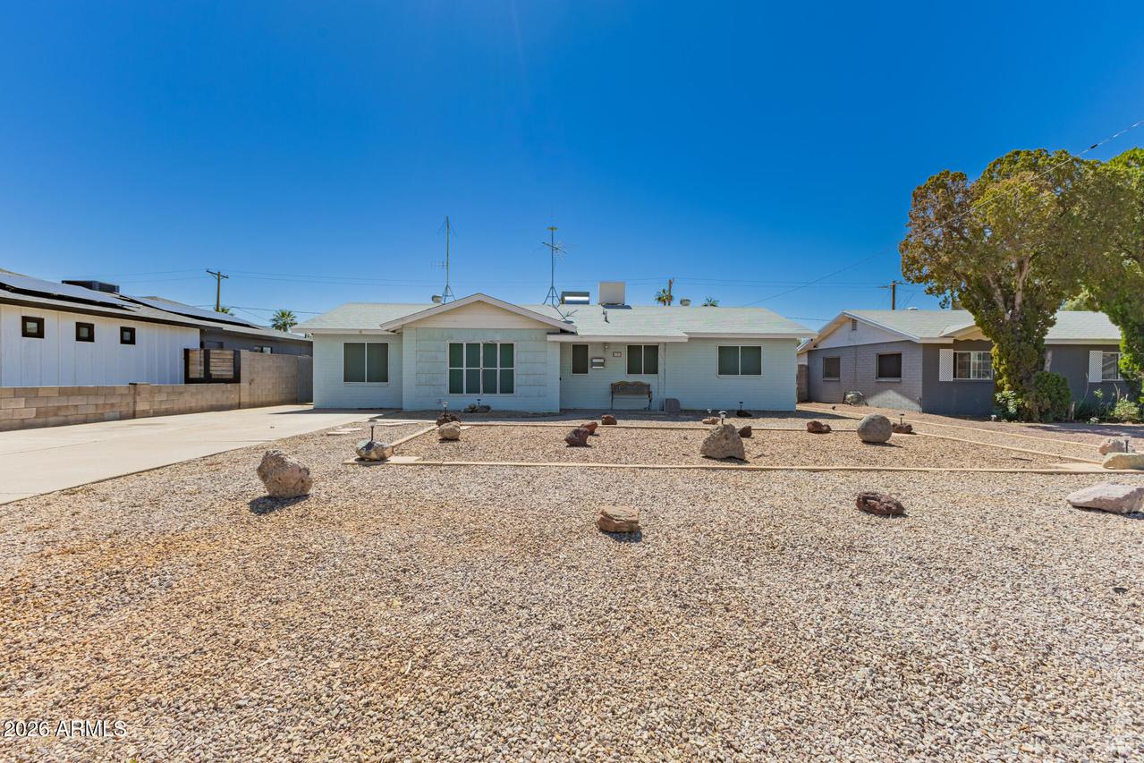 4323 E Hubbell St., Phoenix, AZ 85008