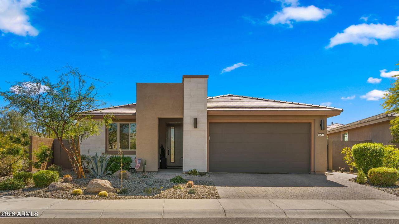 5957 E Salter Dr., Phoenix, AZ 85054