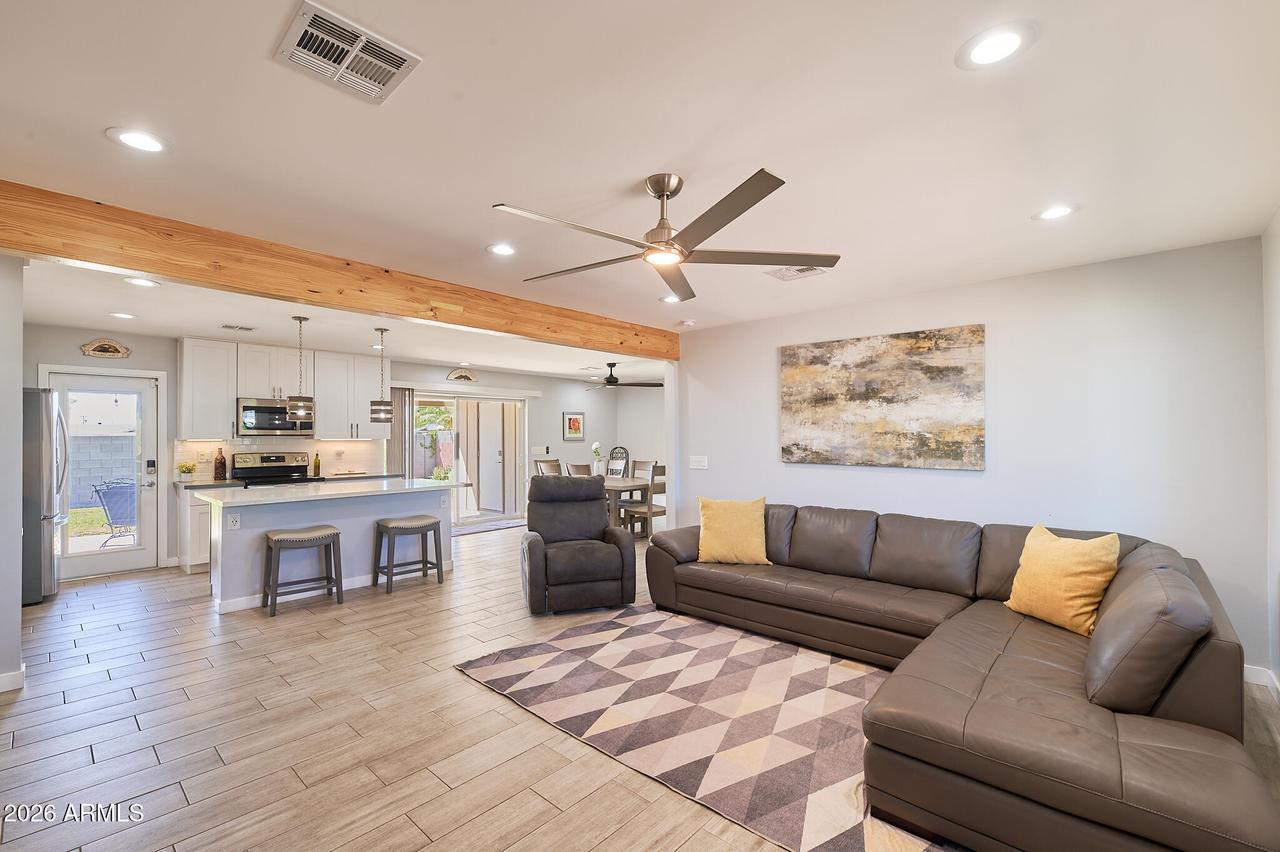 7319 E Roosevelt St., Scottsdale, AZ 85257