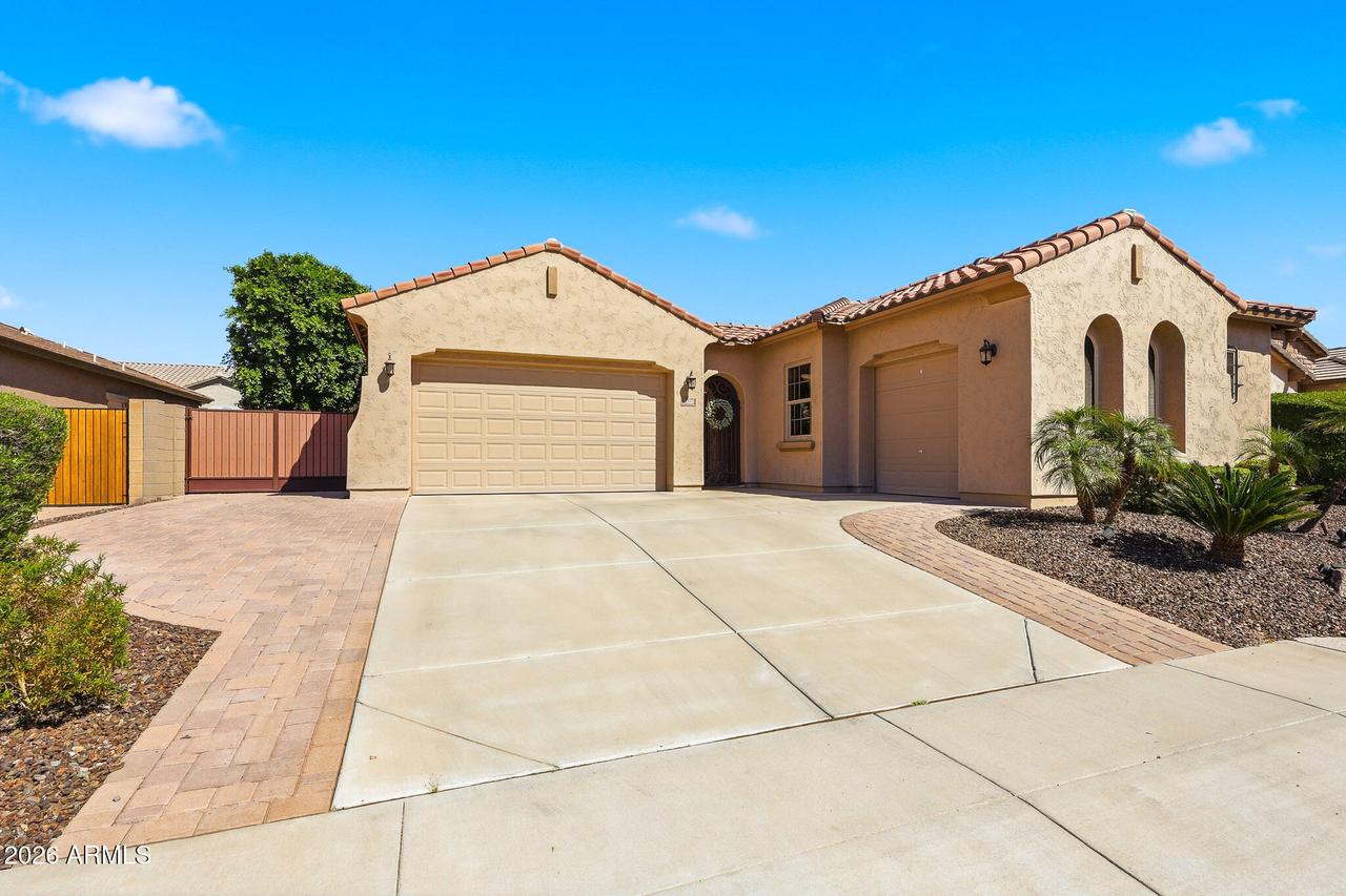 5608 W Alyssa Ln., Phoenix, AZ 85083