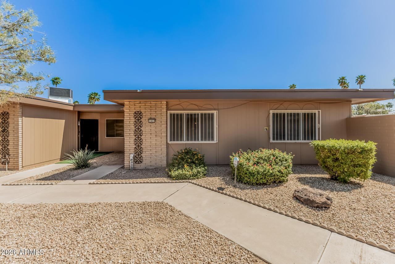 11017 W Topaz Dr., Sun City, AZ 85351