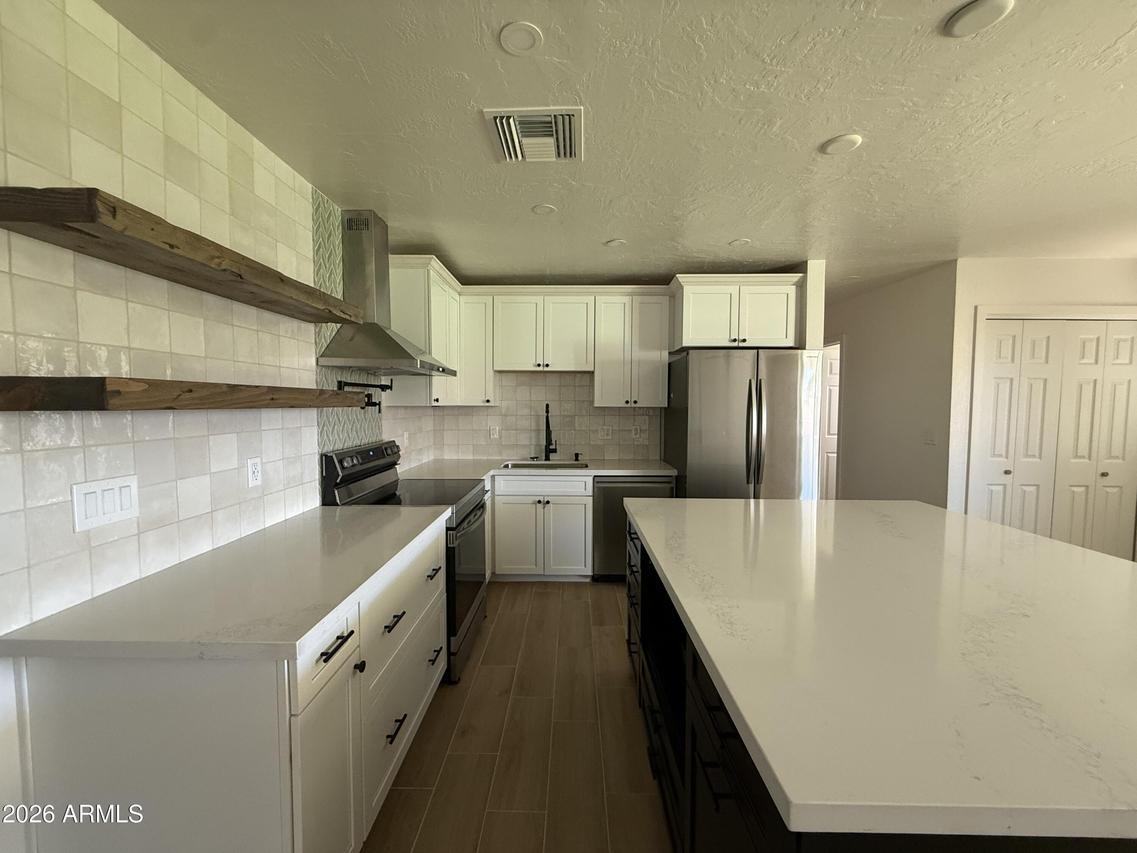 853 E Fairfield St., Mesa, AZ 85203