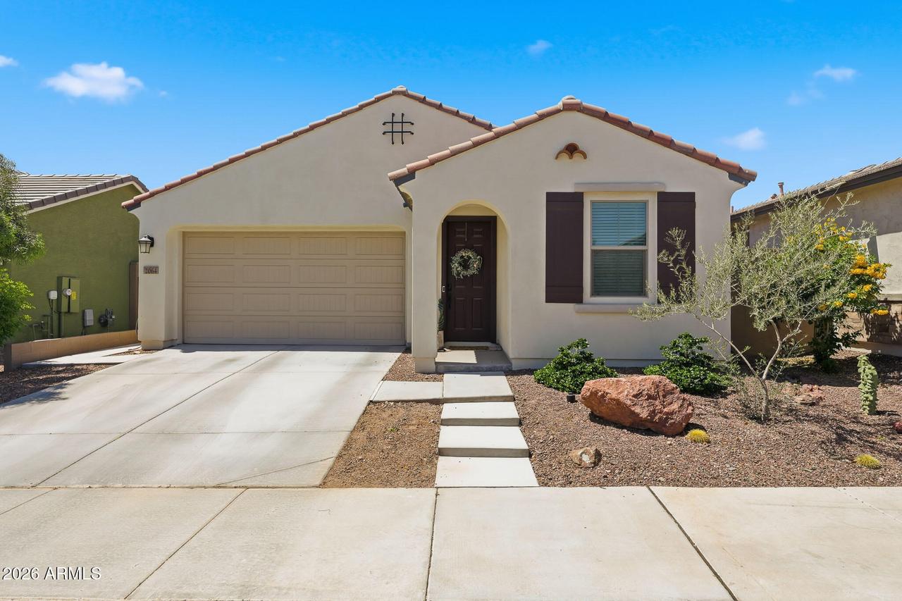 2064 N 210th Ave., Buckeye, AZ 85396