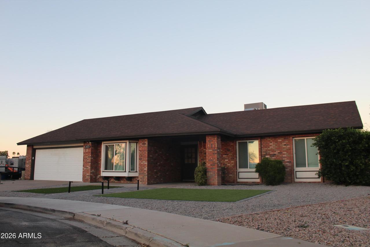 2425 S Extension Rd., Mesa, AZ 85210