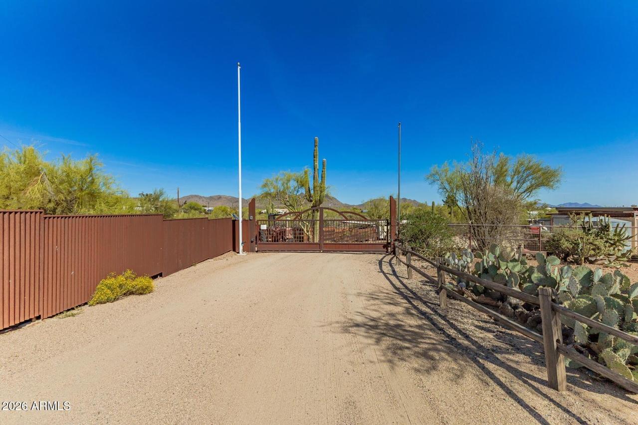 38417 N 16th St., Phoenix, AZ 85086