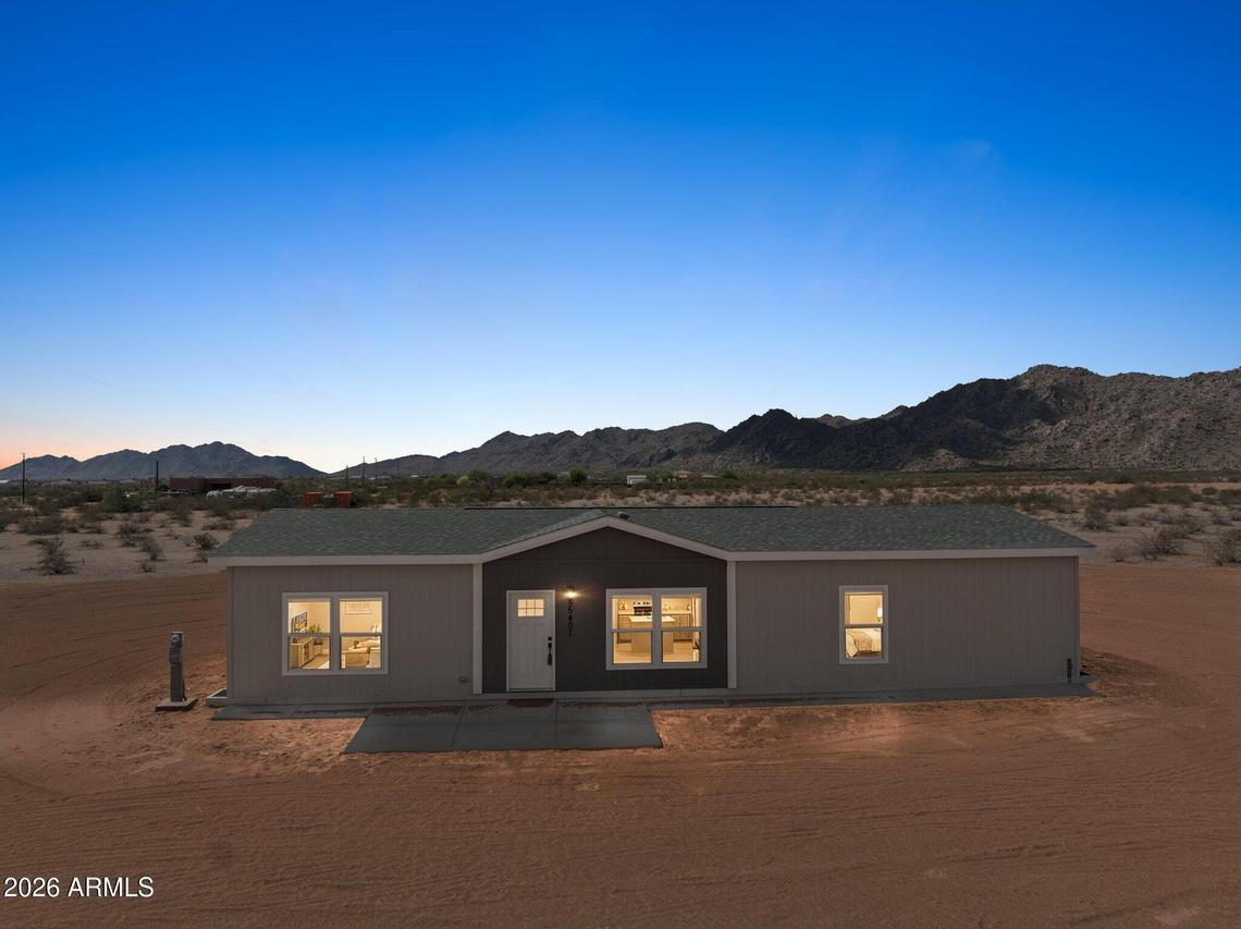 55407 W Coral Canyon Rd., Maricopa, AZ 85139