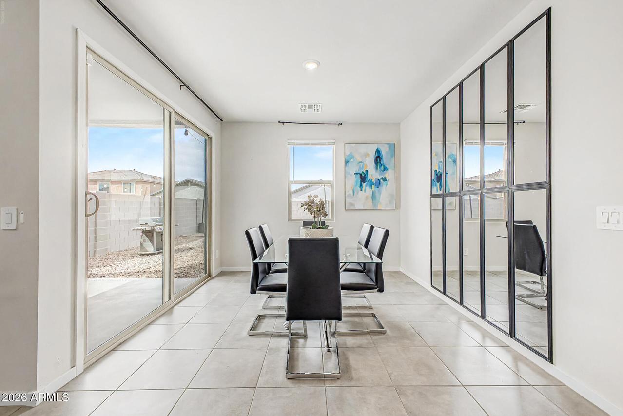 7046 W Allen St., Laveen, AZ 85339