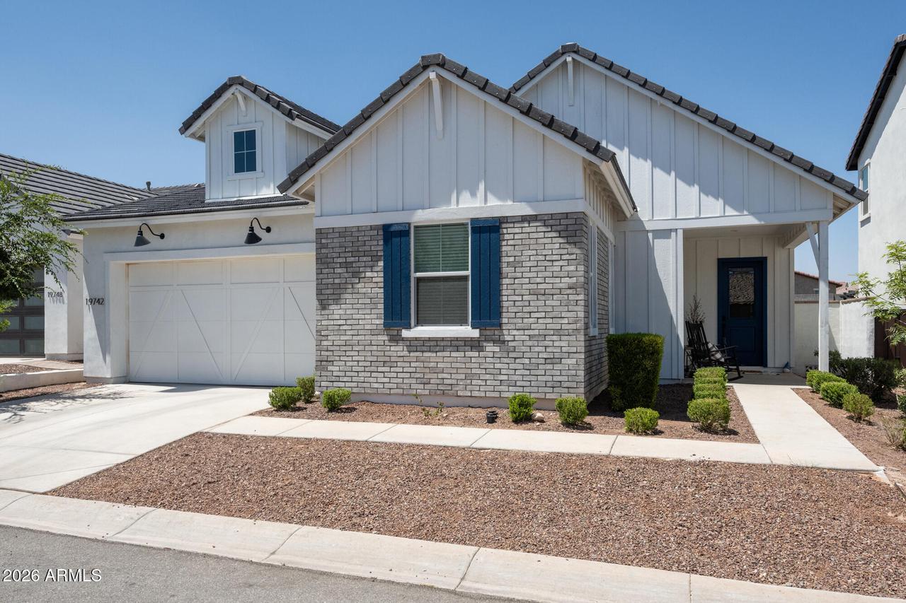 19742 W Turney Ave., Litchfield Park, AZ 85340