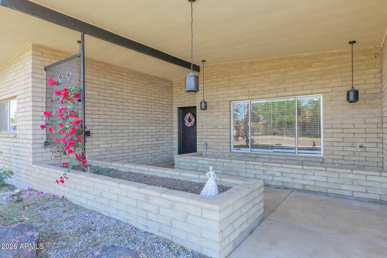 5835 W Belmont Ave., Glendale, AZ 85301