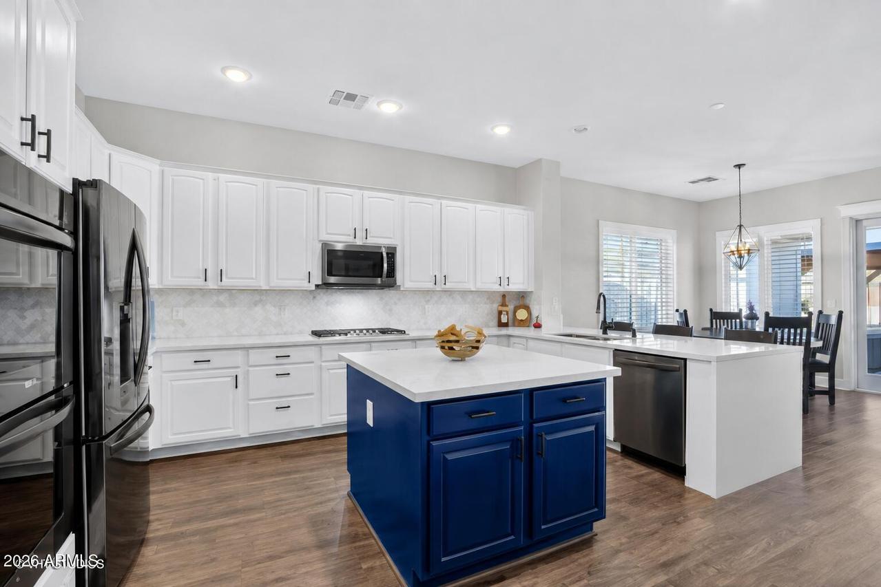 898 W Grove St., Litchfield Park, AZ 85340