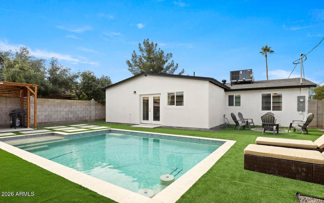 2231 N Sunset Dr., Tempe, AZ 85288