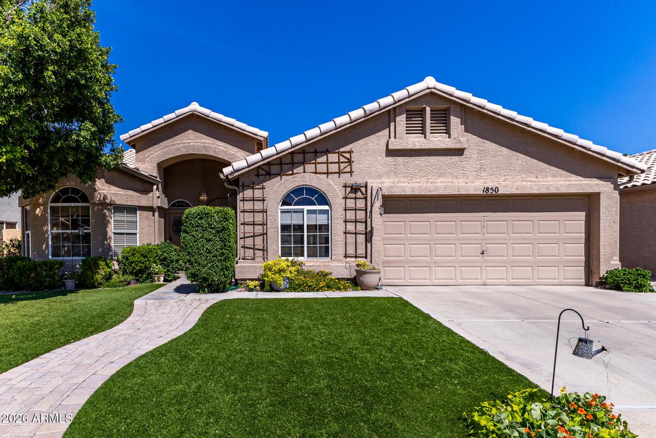 1850 W Desert Ln., Gilbert, AZ 85233