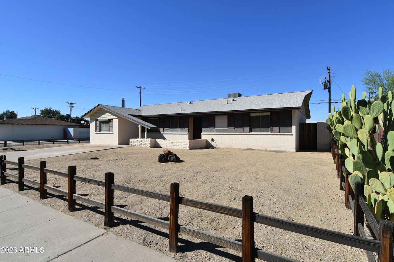 1830 W Sunnyslope Ln., Phoenix, AZ 85021