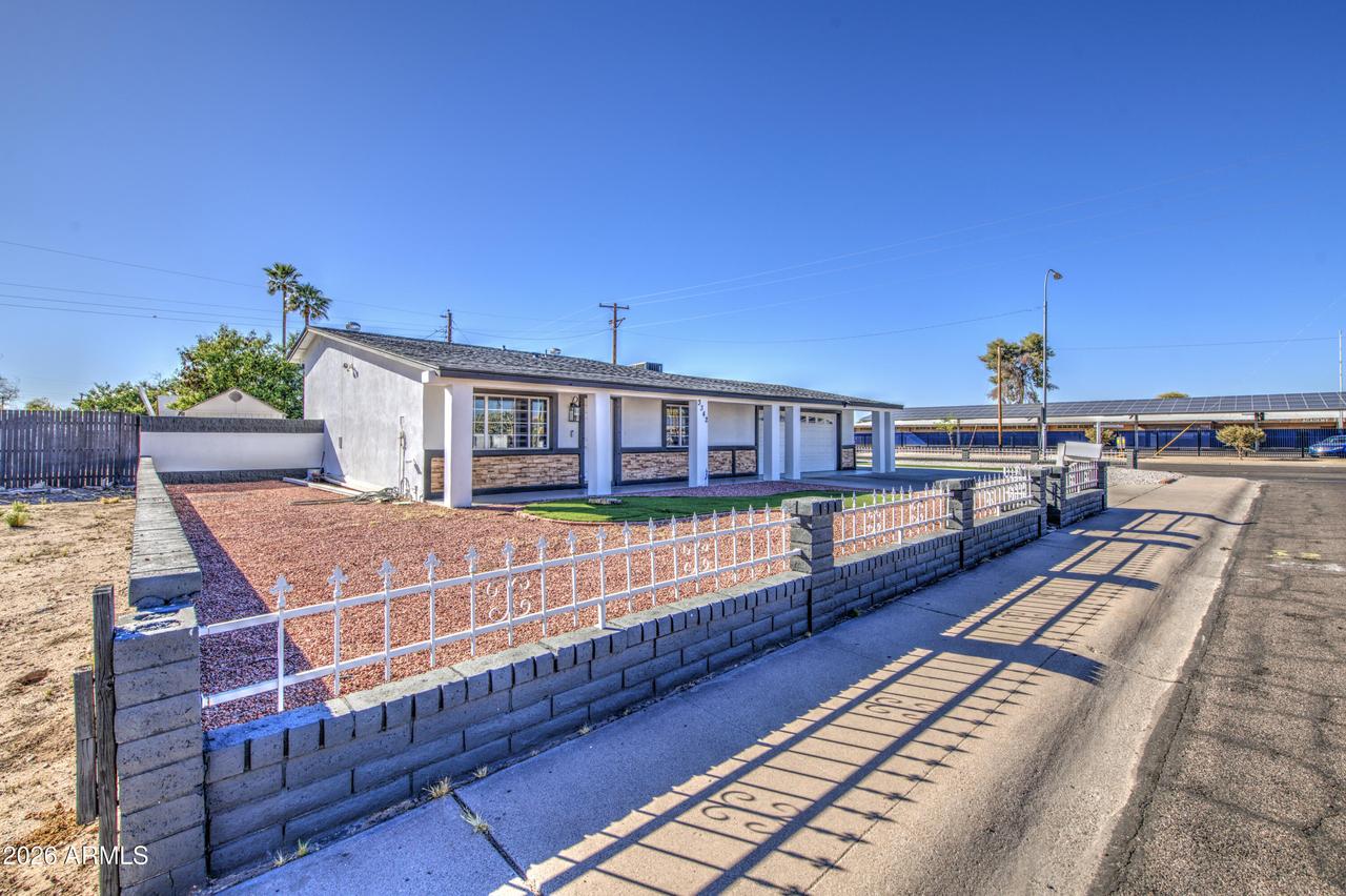 3342 N 80th Ave., Phoenix, AZ 85033