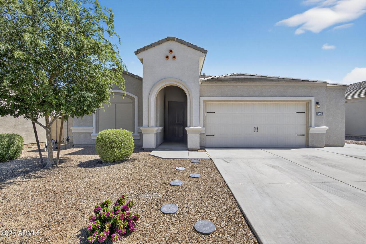 32945 N Ash Tree Ln., San Tan Valley, AZ 85144
