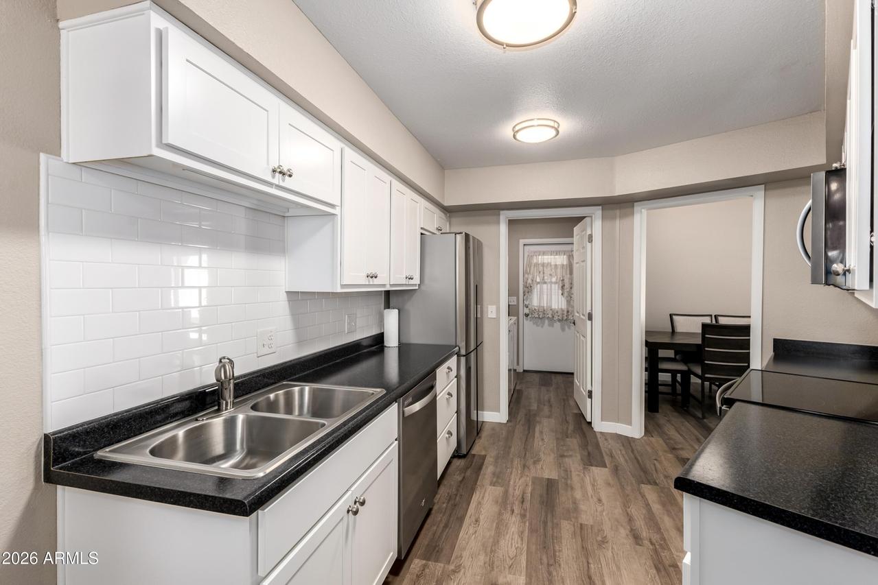 10921 W Coggins Dr., Sun City, AZ 85351