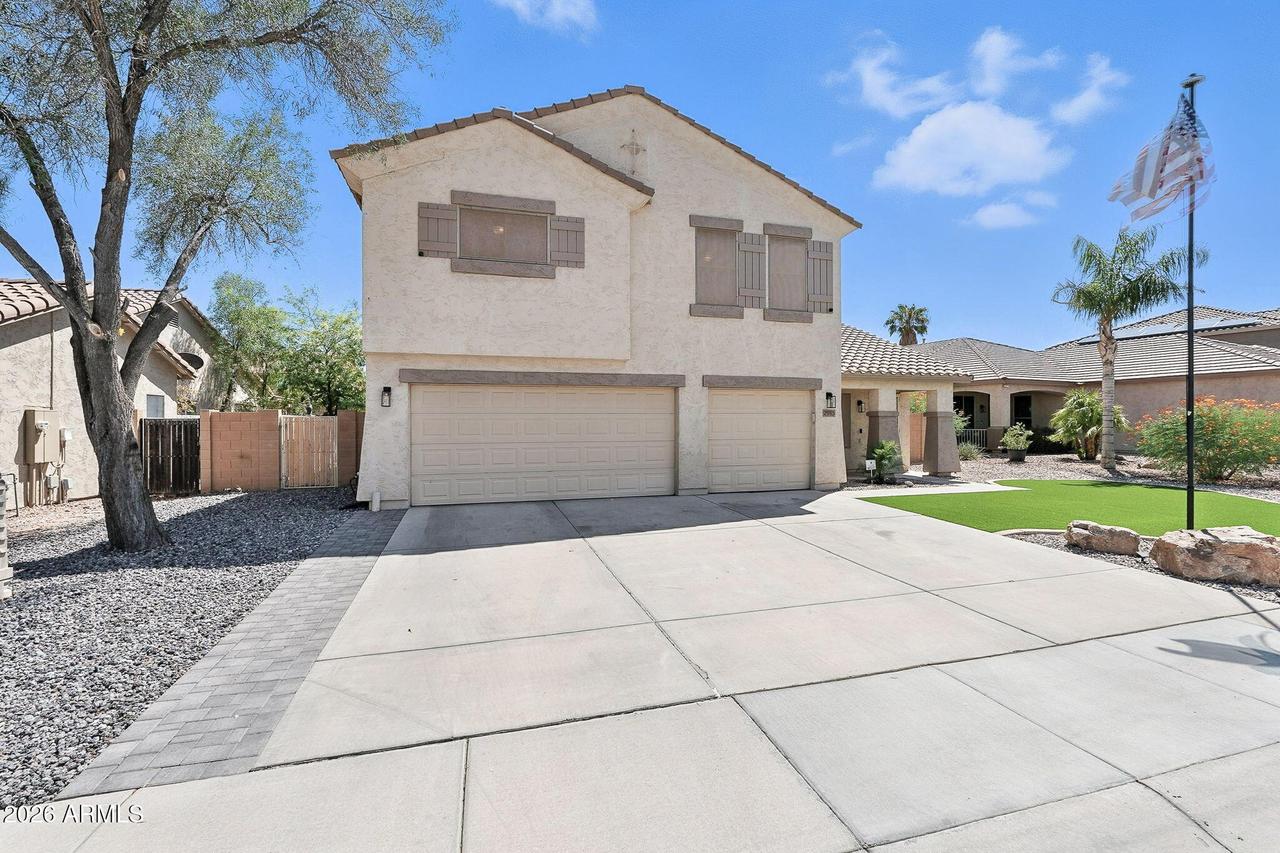 2985 W Goldmine Mountain Dr., San Tan Valley, AZ 85144