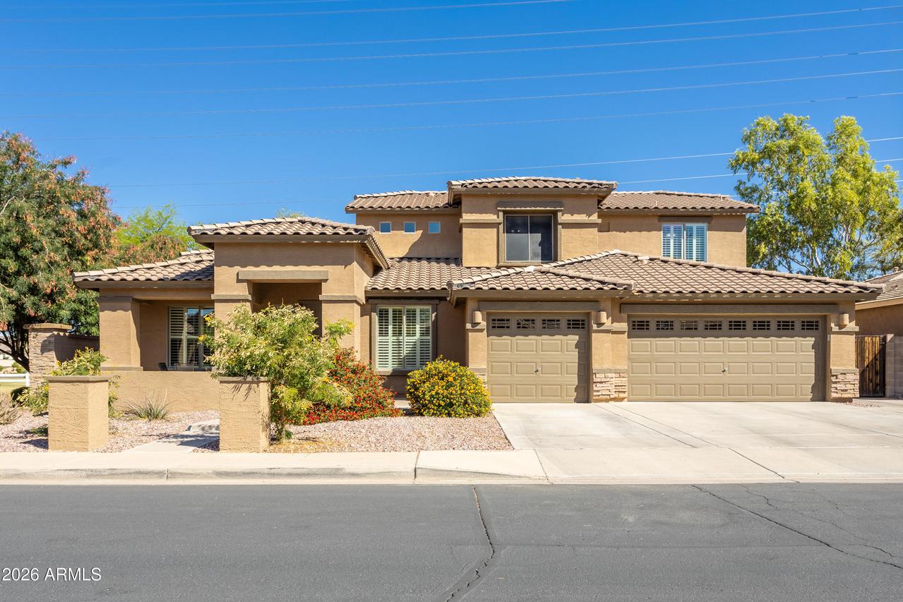 2700 E Yellowstone Pl., Chandler, AZ 85249