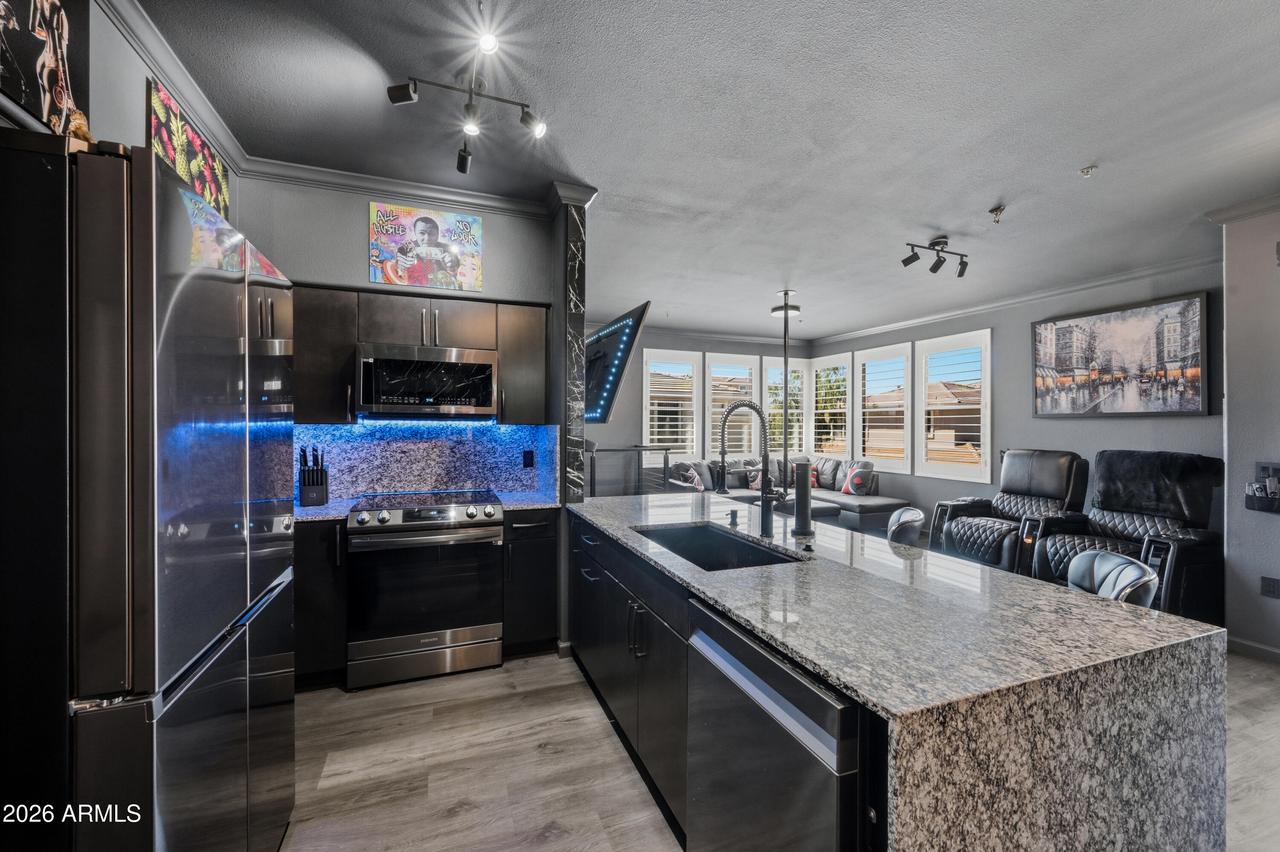 19777 N 76th St. #2225, Scottsdale, AZ 85255