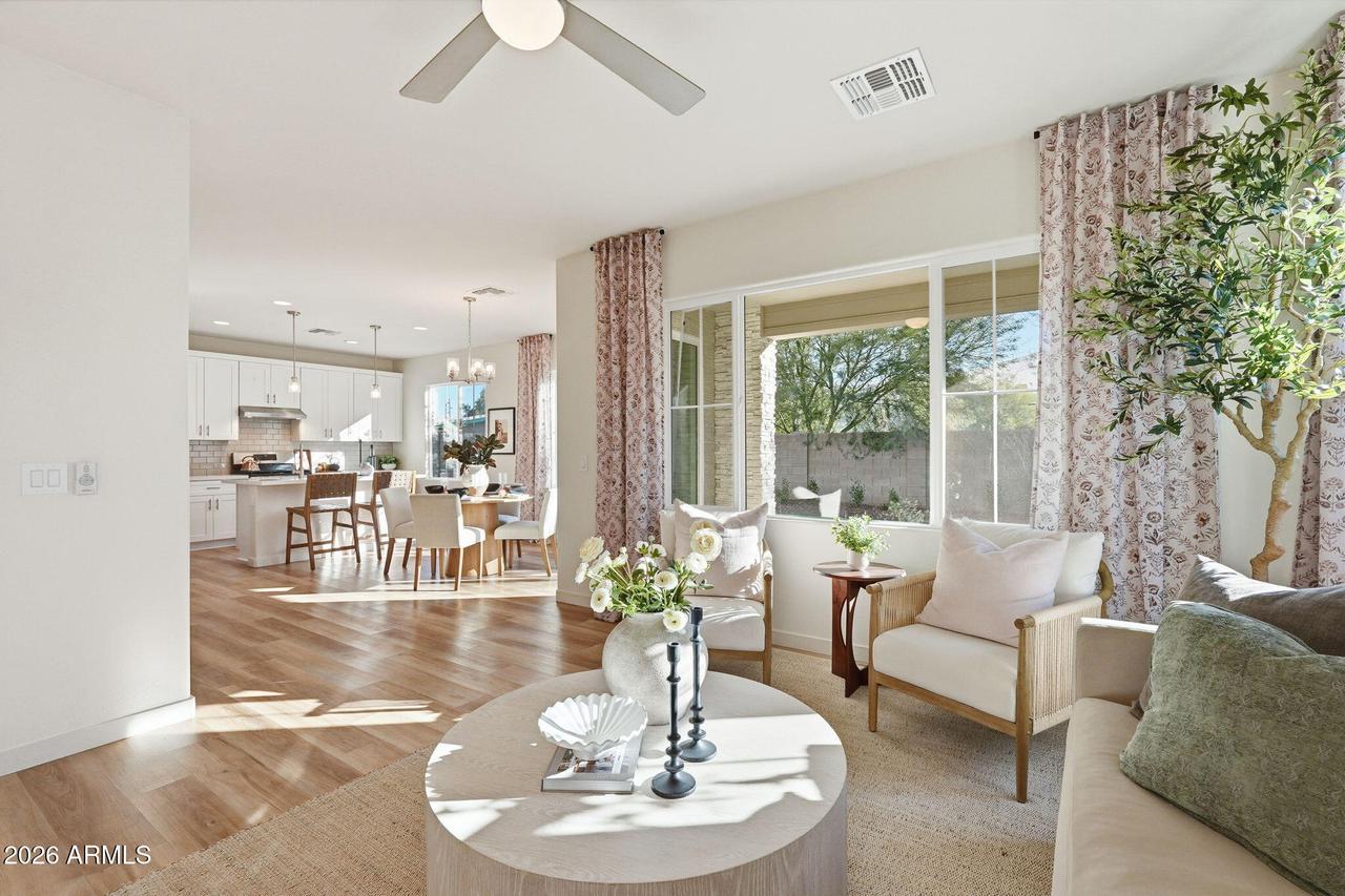 6521 N 15th Dr., Phoenix, AZ 85015