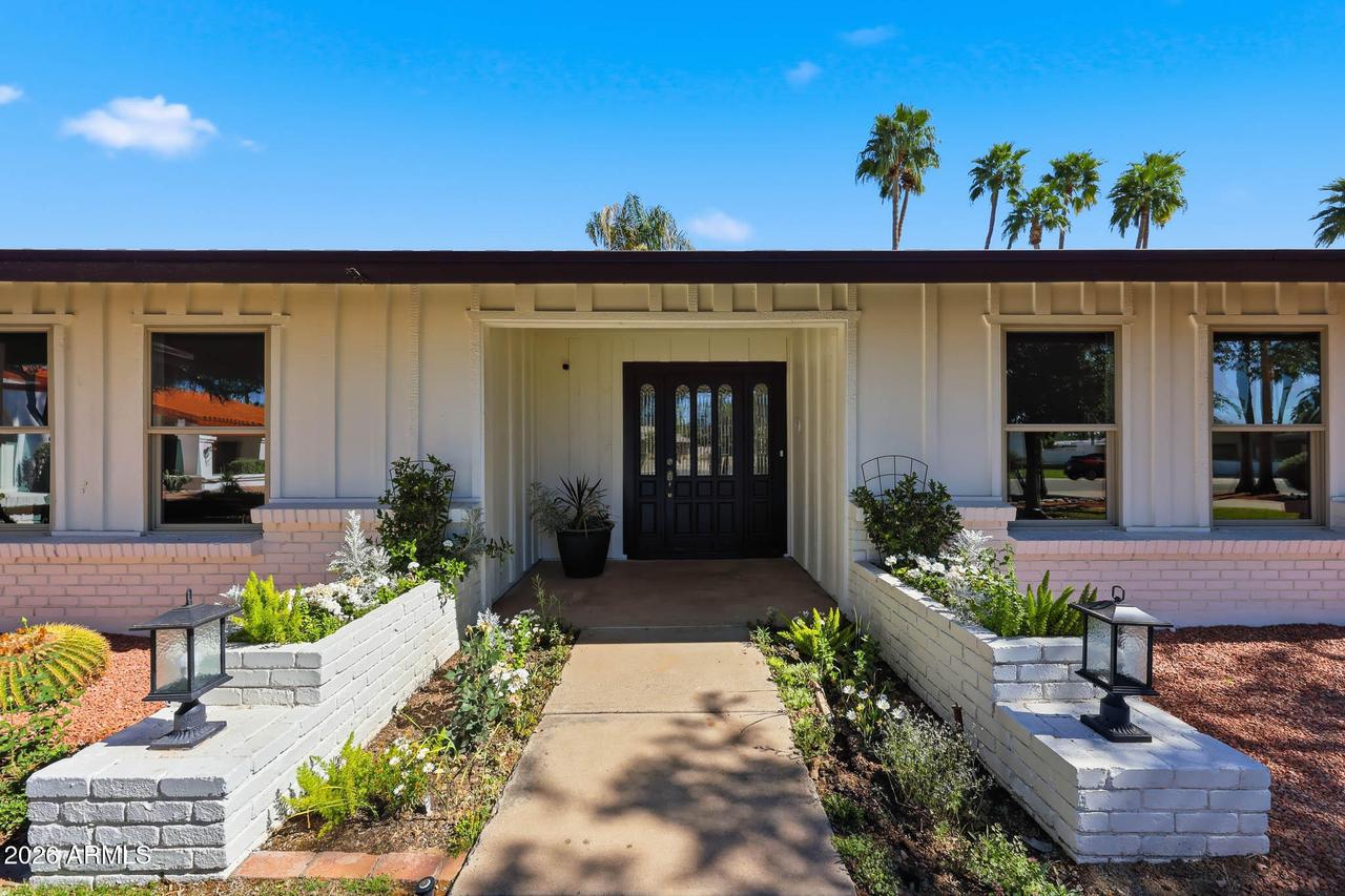 5610 E Charter Oak Rd., Scottsdale, AZ 85254