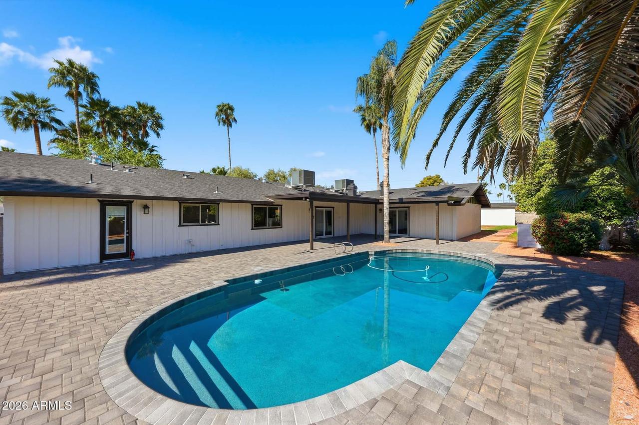 5610 E Charter Oak Rd., Scottsdale, AZ 85254