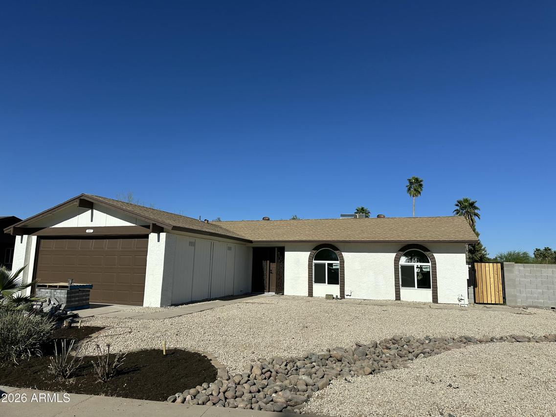 402 W El Prado Rd., Chandler, AZ 85225