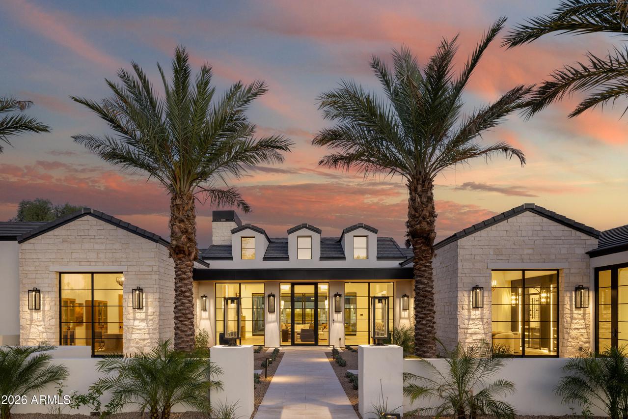 5717 E Via Los Ranchos, Paradise Valley, AZ 85253