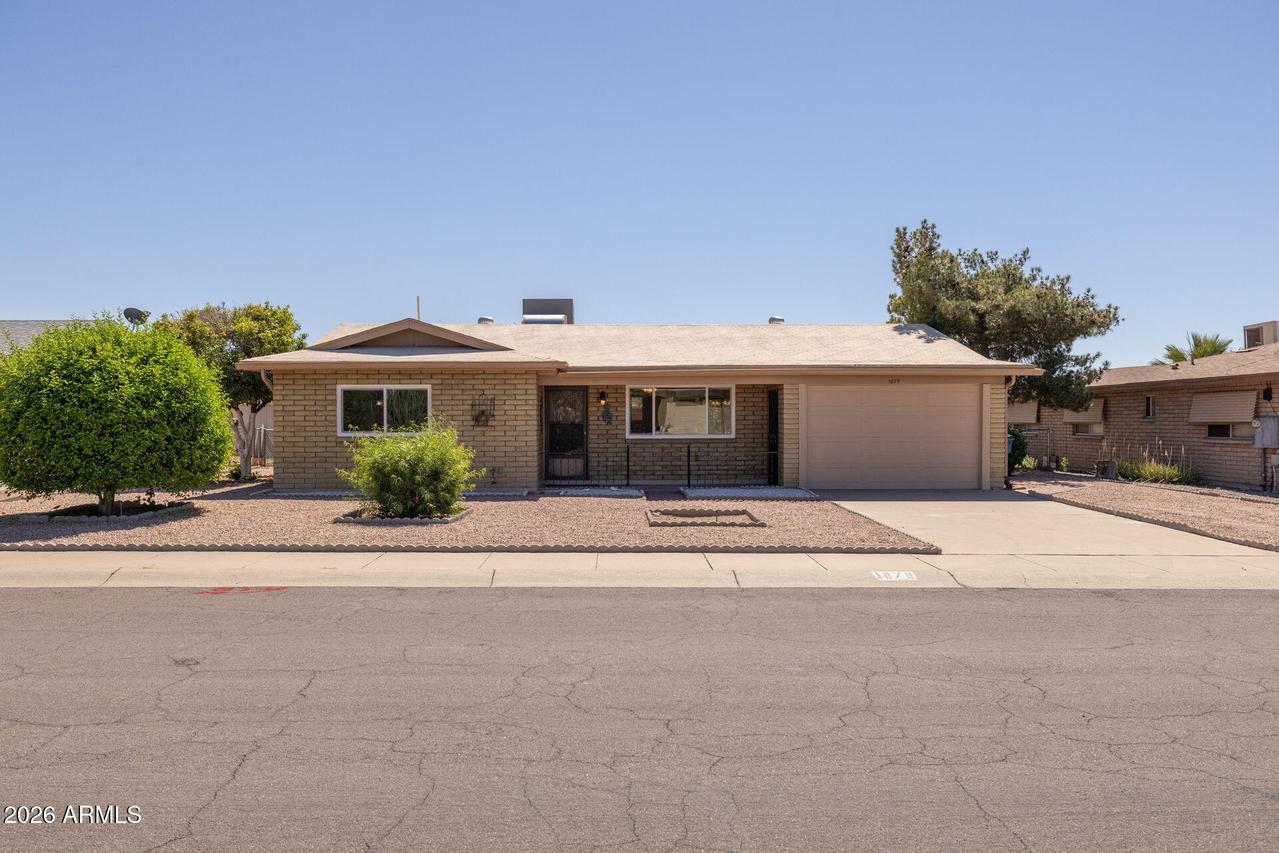 1879 W 14th Ave., Apache Junction, AZ 85120