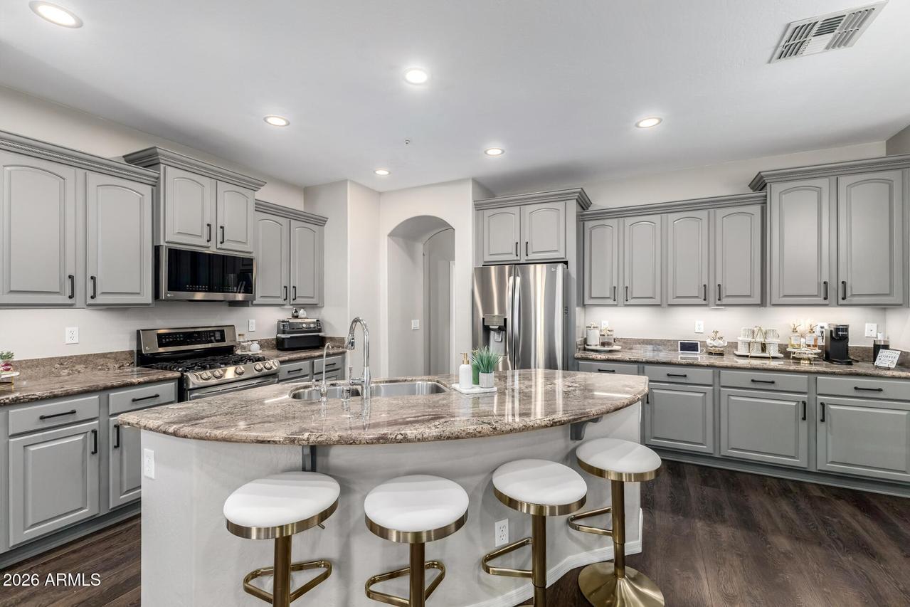 7220 W Ashby Dr., Peoria, AZ 85383