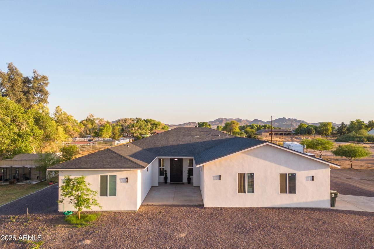 22531 W Harwell Rd., Buckeye, AZ 85326