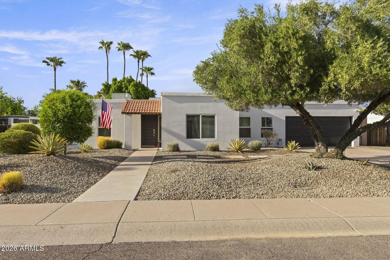 5734 E Betty Elyse Ln., Scottsdale, AZ 85254