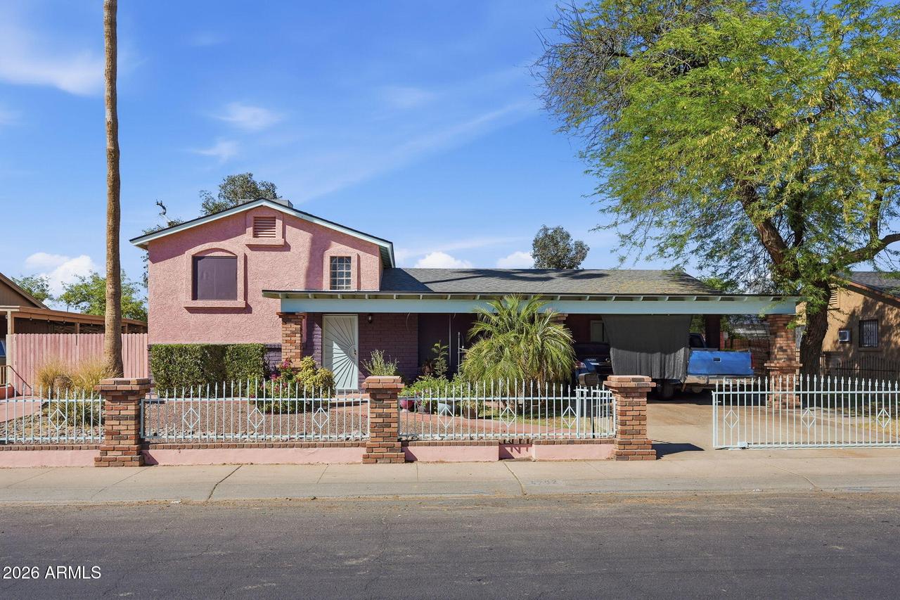 4702 E Alta Vista Rd., Phoenix, AZ 85042