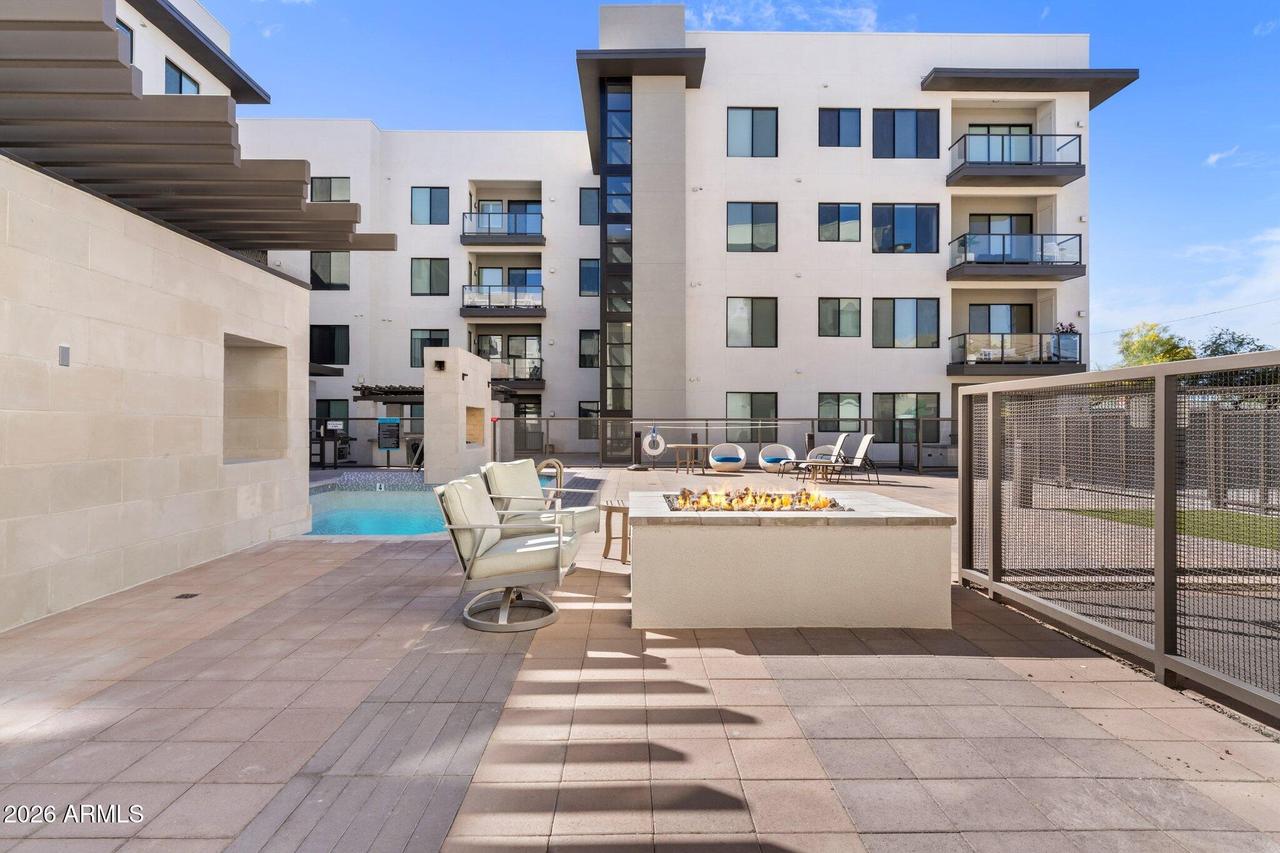 7300 E Earll Dr. #1018, Scottsdale, AZ 85251