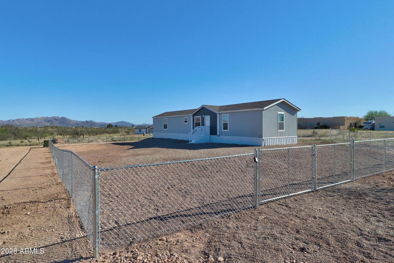 3160 W Century Dr., Benson, AZ 85602