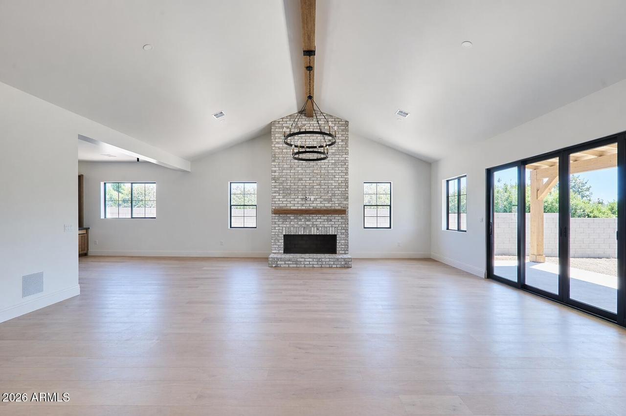 3913 E Campbell Ave., Phoenix, AZ 85018